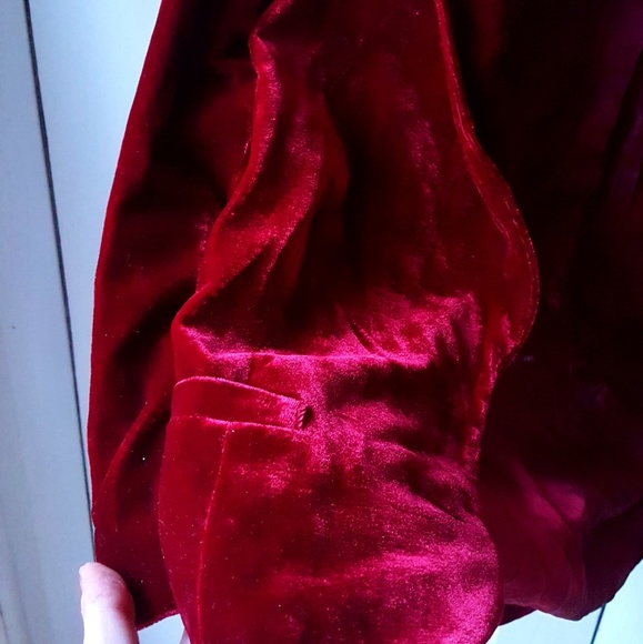 Venus Red Velvet Jacket - Picture 3 of 4